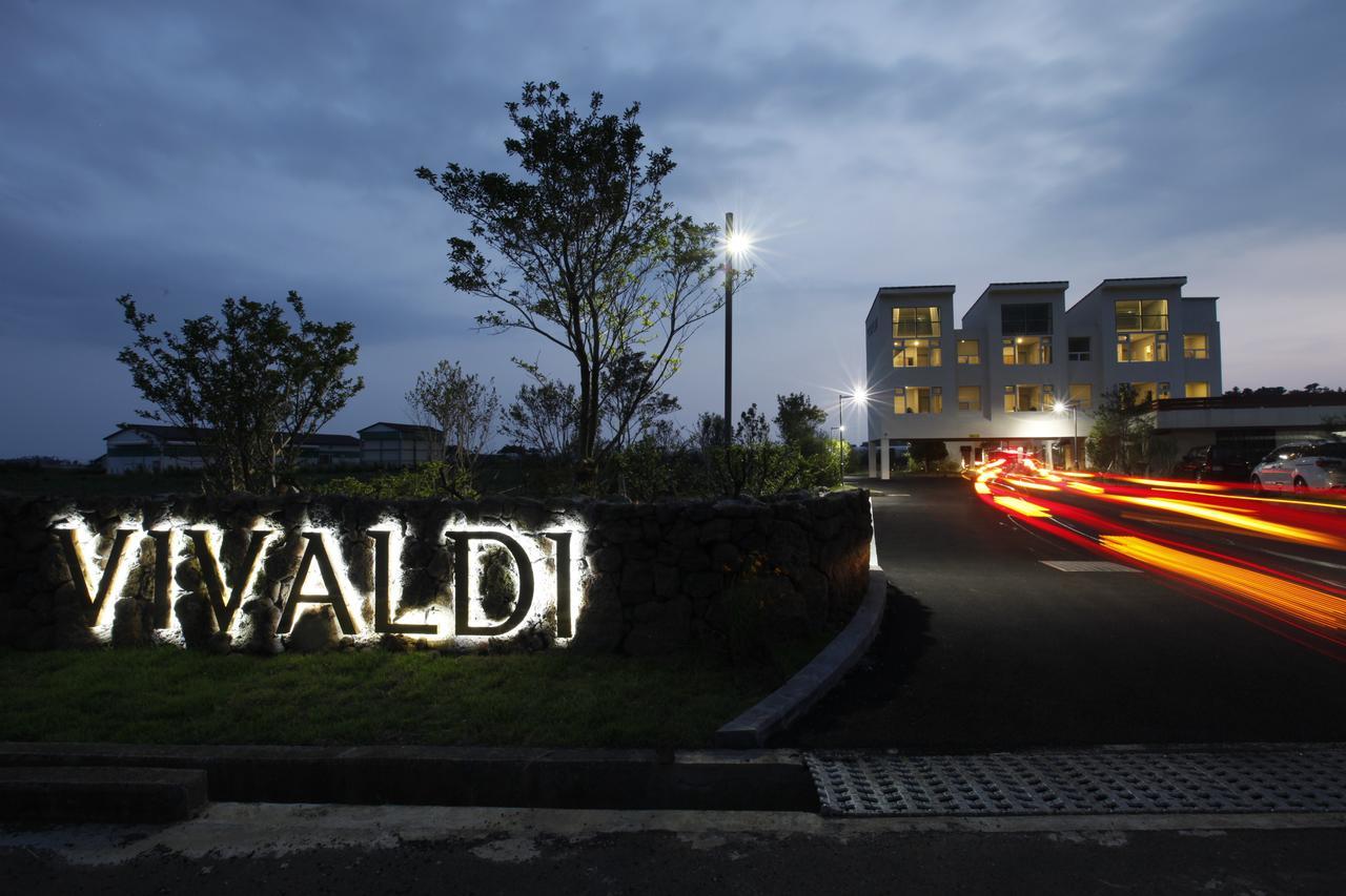 Casa De Vivaldi Hotel Seogwipo Dış mekan fotoğraf